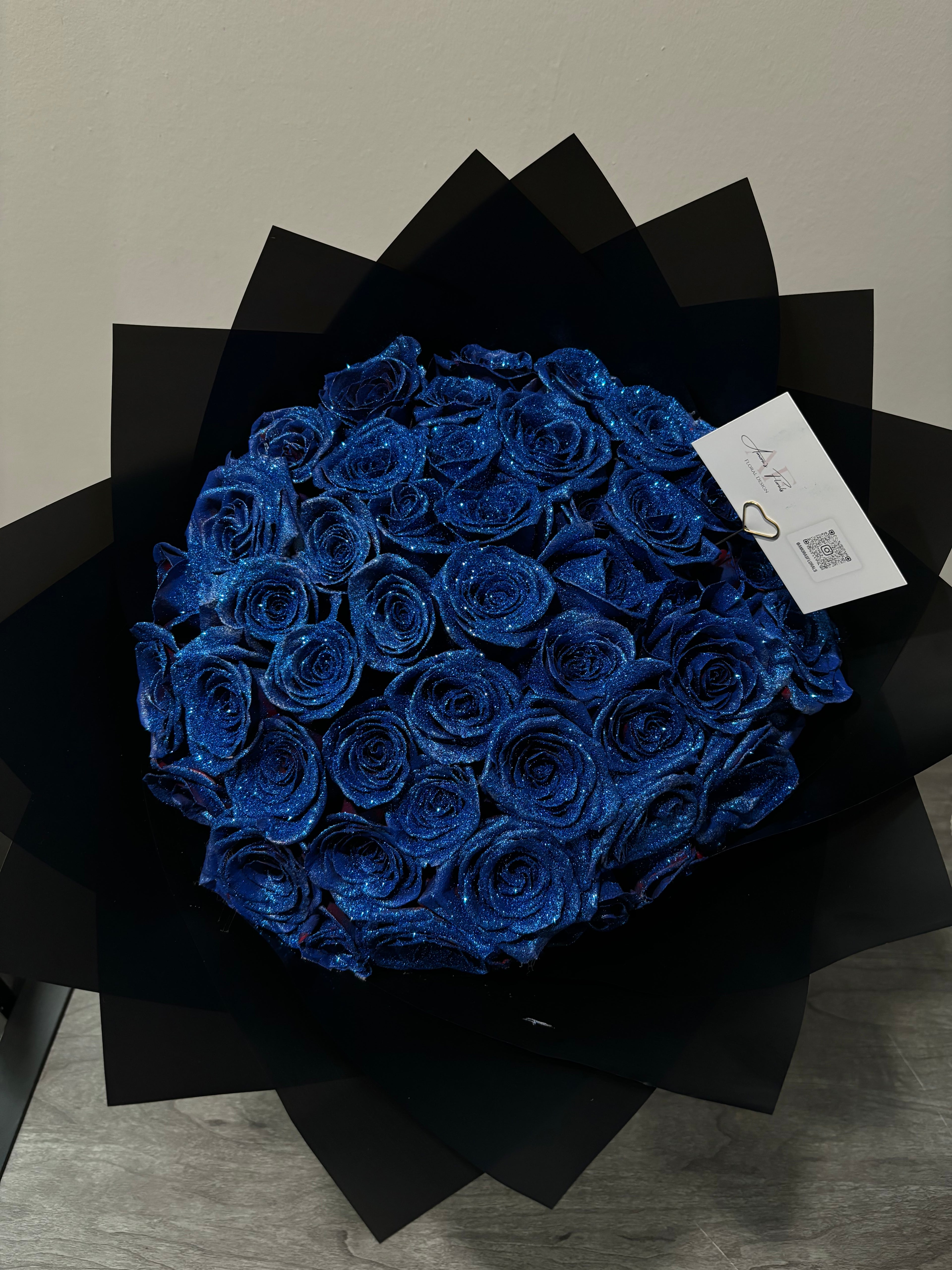 Exclusive Glitter Rose Bouquet